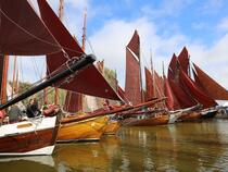 Althäger Fischerregatta - Zeesenboote im Althäger Hafen