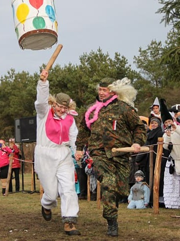 Borner Fastnachtstonnenabschlagen zu Fuß
