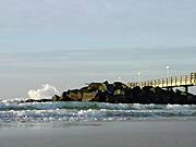 November 2002 - Die Wellenbrecher neben der Wustrower Seebrücke