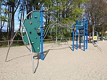 Spielplatz in Zingst, am Deich / Seebrücke - Kletterparkour