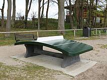 Spielplatz in Zingst, am Deich / Seebrücke - Tischtennisplatte