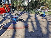 Spielplatz Weidenweg - Federwippen