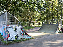 Spielplatz am Wäldchen Zingst - Halfpipe
